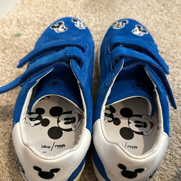 Disney Blue Master of Arts Mickey Mouse shoes Boys US size 2.5 - Picture 7 of 8